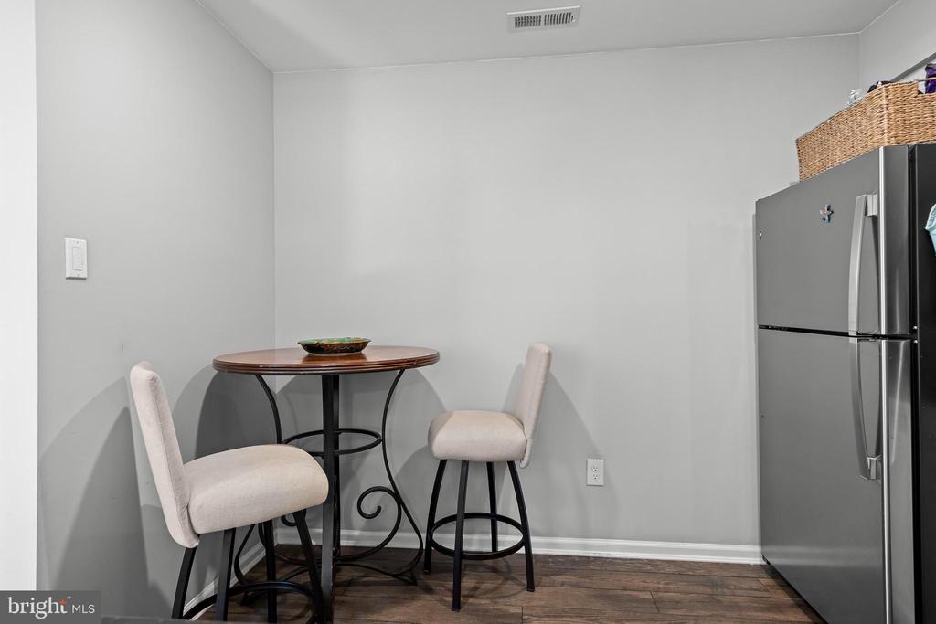 Residential in MOUNT LAUREL 2