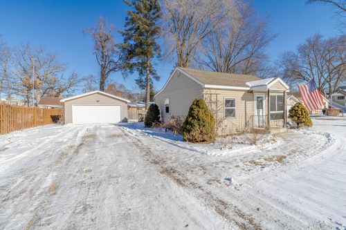 W1060 Golden Glow Rd, Genoa City, WI, 53128-1564 | Card Image