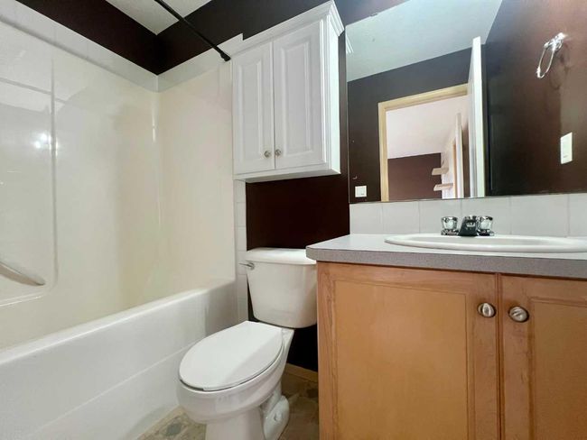 60 Adamson Ave, Home with 2 bedrooms, 3 bathrooms and 2 parking in Red Deer AB | Image 22