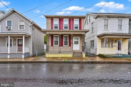 528 S 2nd St, LYKENS, PA, 17048-1501 | Card Image