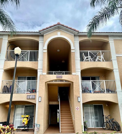 818-5590 Nw 61st Street, Coconut Creek, FL, 33073 | Card Image