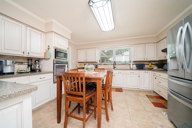 204 Rusty Ln, House other with 3 bedrooms, 2 bathrooms and null parking in Gladewater TX | Image 9