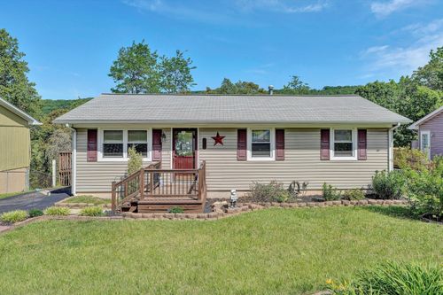 8346 Brubaker Dr, Roanoke, VA, 24019-1821 | Card Image
