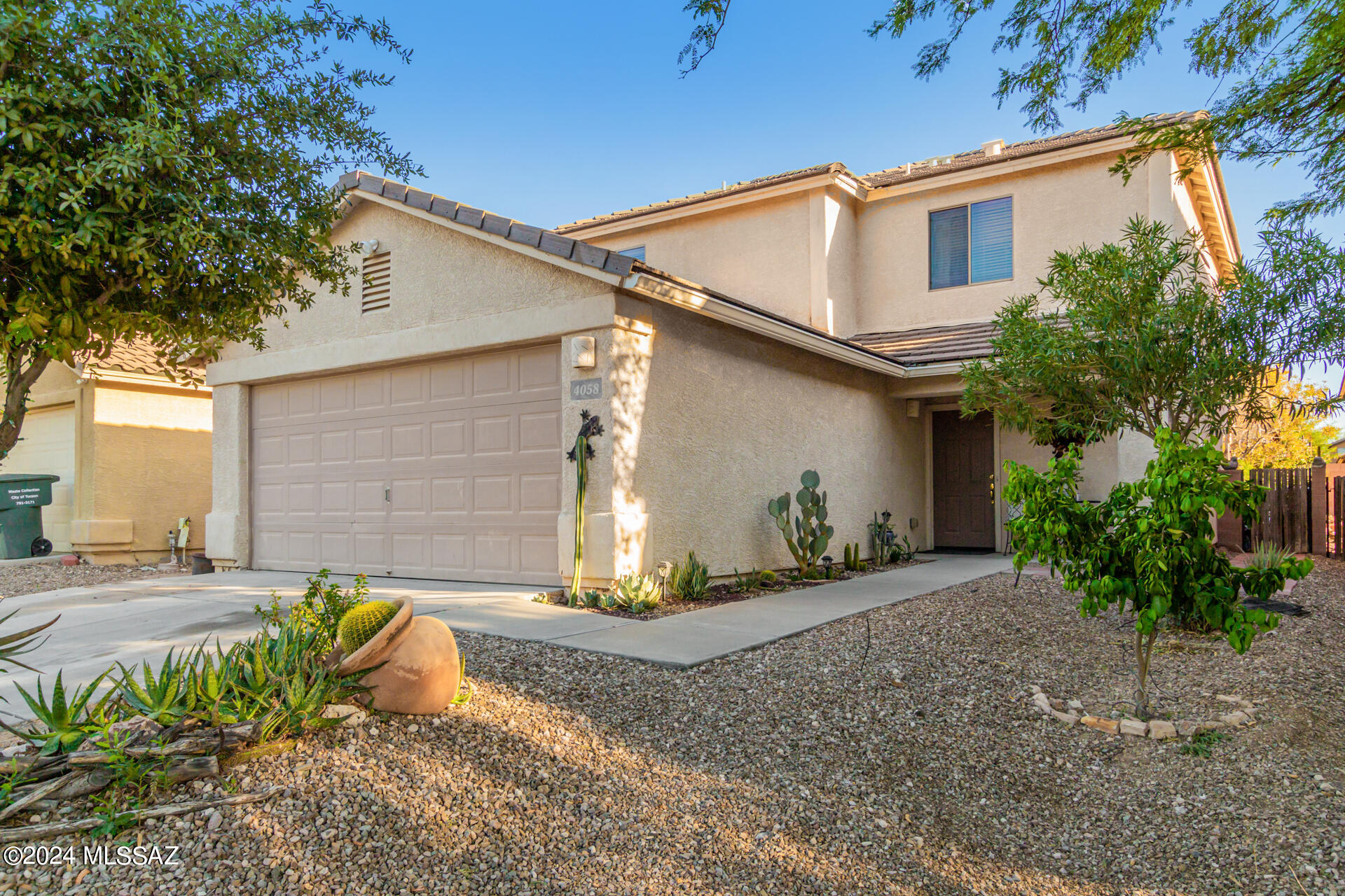 Agate Knoll Dr, Tucson, AZ 85756