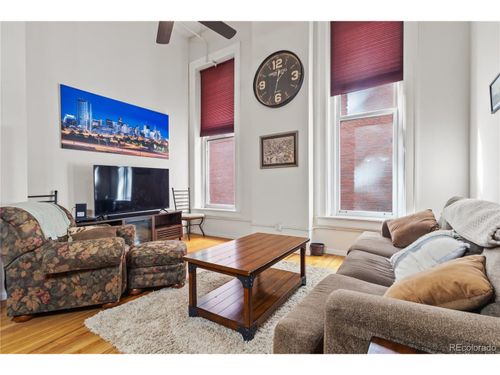 316-1555 California St, Denver, CO, 80202-4277 | Card Image