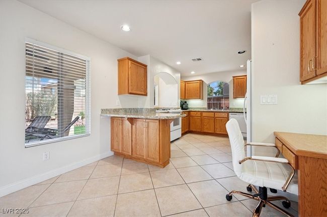 10948 Carberry Hill St, House other with 3 bedrooms, 4 bathrooms and null parking in Las Vegas NV | Image 23