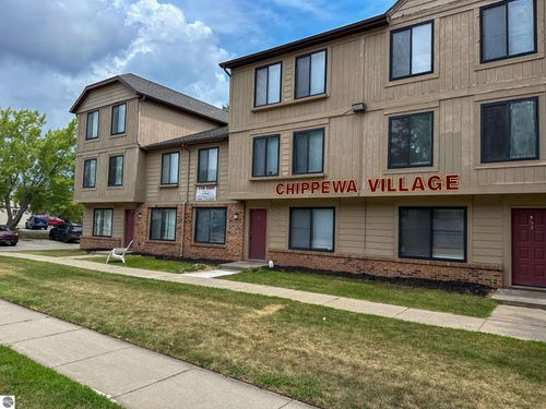 B-2 1825 S Crawford Road, Mt Pleasant, MI, 48858 | Card Image