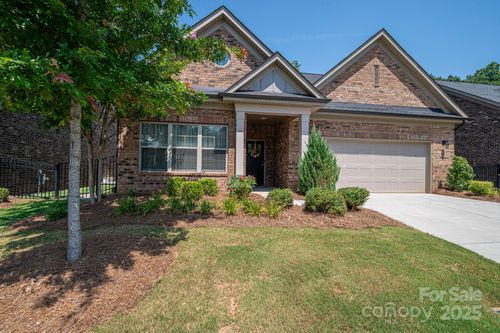 5268 Courtyard Ln, Belmont, NC, 28012-0110 | Card Image
