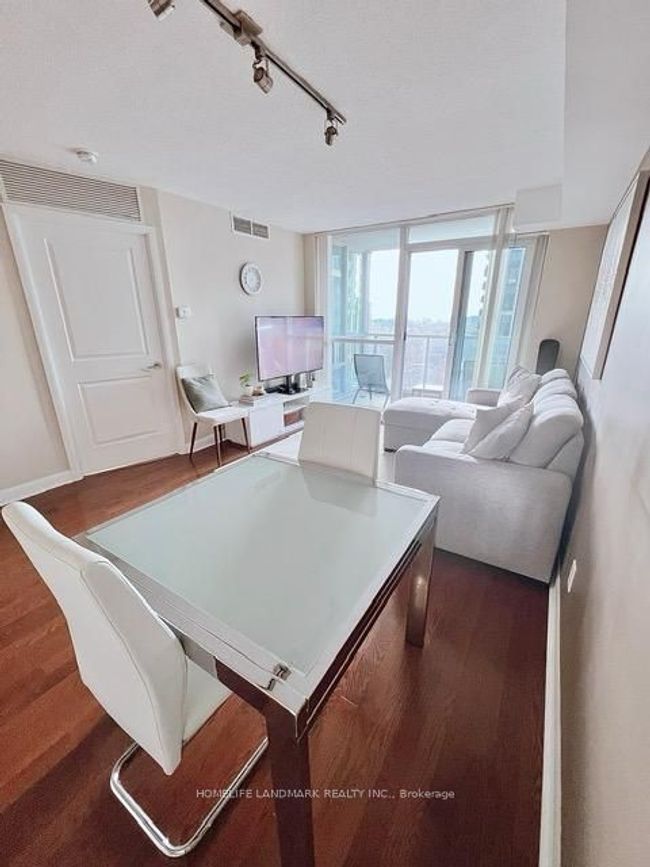 2601 - 4968 Yonge St, Condo with 2 bedrooms, 1 bathrooms and 1 parking in North York ON | Image 18