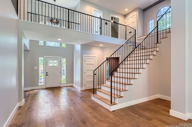 6110 Blanco River Pass, House other with 5 bedrooms, 4 bathrooms and null parking in Austin TX | Image 5