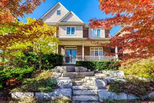 96 Thomas St, Mississauga, ON, L5M1Y8 | Card Image