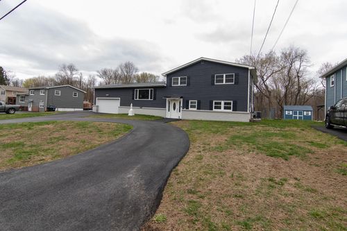 331 Lake Vue Dr, Montgomery, NY, 12549-2237 | Card Image