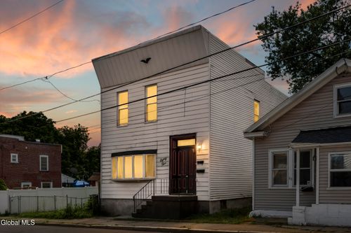 85 Lancaster St, Cohoes, NY, 12047-4301 | Card Image
