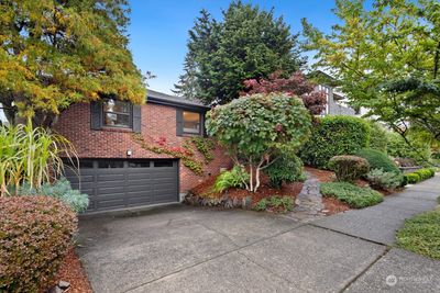 5150 48th Avenue Ne, House other with 3 bedrooms, 1 bathrooms and 2 parking in Seattle WA | Image 2