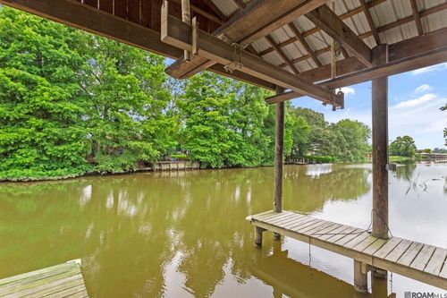 12423 Pecan Island Rd, Jarreau, LA, 70749-3218 | Card Image