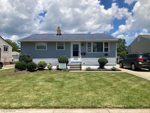 15500 Richard Drive, Brook Park, OH, 44142 | Card Image