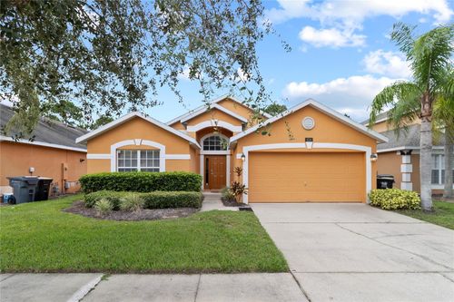 824 Orange Cosmos Blvd, DAVENPORT, FL, 33837-9711 | Card Image