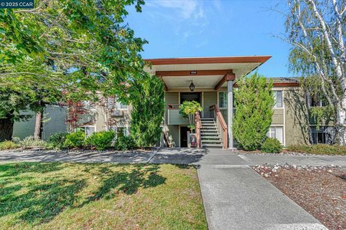 apt-2-1909 Skycrest Dr, Walnut Creek, CA, 94595-1822 | Card Image