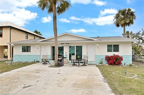 129 Eucalyptus Ct, FORT MYERS BEACH, FL, 33931 | Card Image