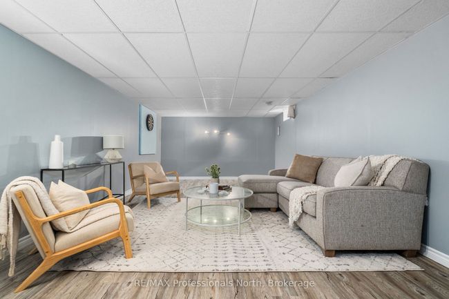 4 Red Maple Crt, House other with 3 bedrooms, 2 bathrooms and 4 parking in Gravenhurst ON | Image 25