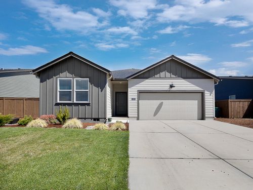 5229 Amberview Ln, Klamath Falls, OR, 97603-1912 | Card Image