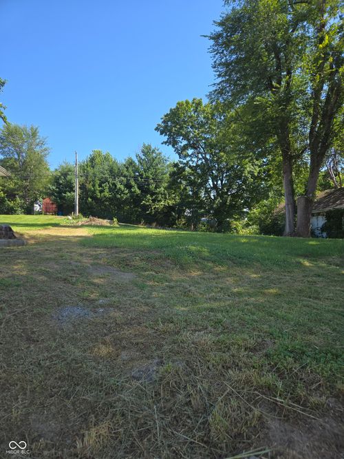 624 E O And M Ave, North Vernon, IN, 47265-1314 | Card Image