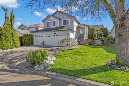 915 N Laurel Ln, Tacoma, WA, 98406-8450 | Card Image