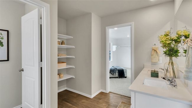 154 Sandringham Loop, House other with 4 bedrooms, 3 bathrooms and 2 parking in Uhland TX | Image 31