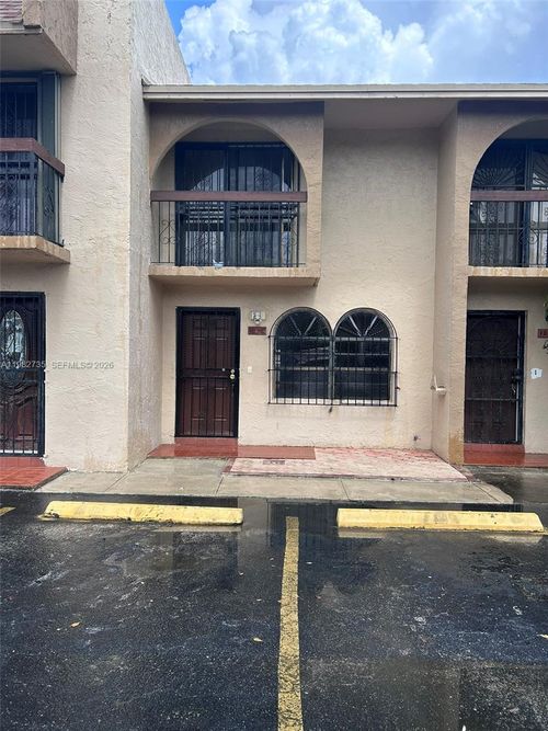 32-1072 W 79th St, Hialeah, FL, 33014-3539 | Card Image