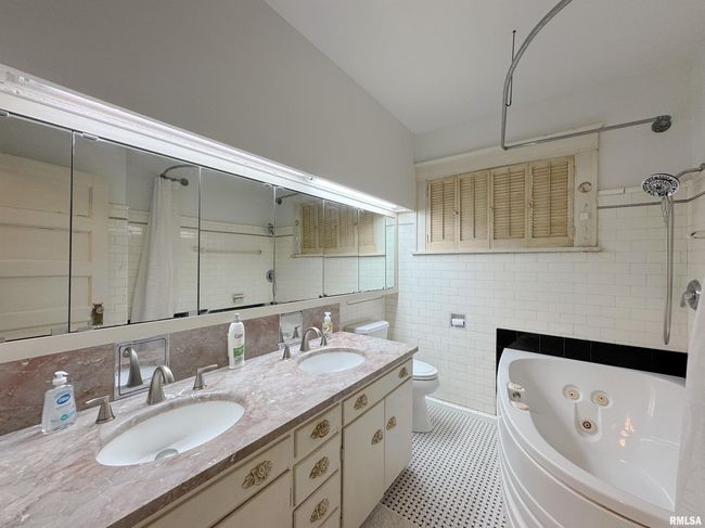 1117 W Moss Ave, House other with 5 bedrooms, 3 bathrooms and null parking in Peoria IL | Image 37