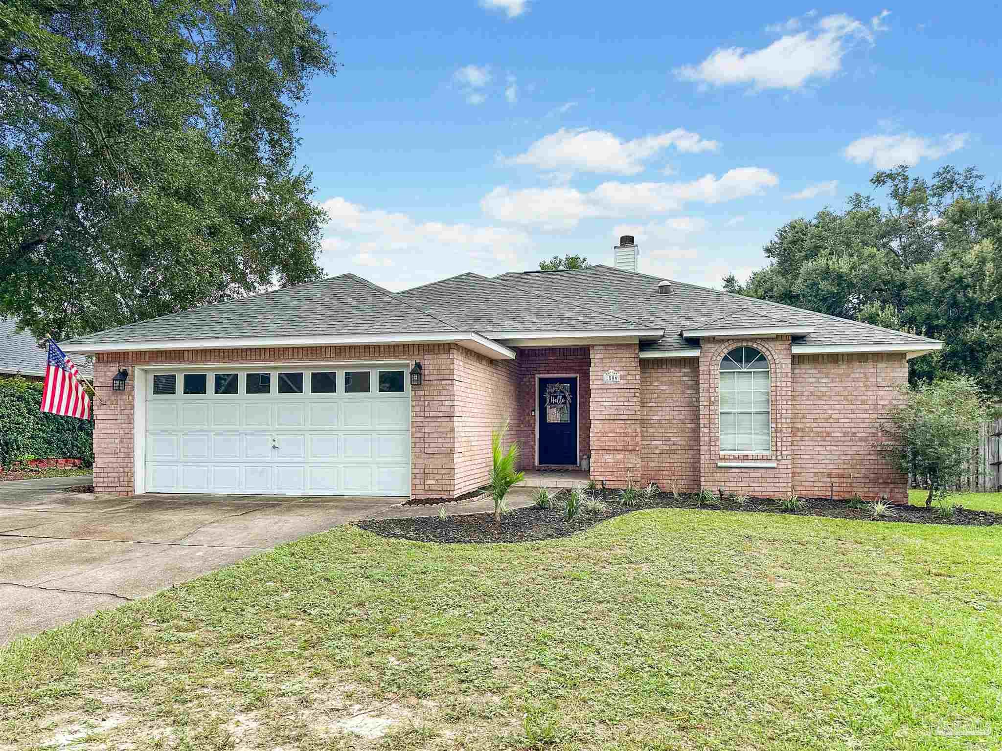 Muirfield Rd, Cantonment, FL 32533