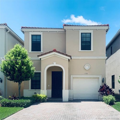754 Ne 191st Ter, Miami, FL, 33179-3974 | Card Image