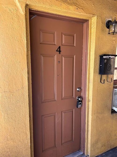 apt-4-416 Ne 1st Ave, Fort Lauderdale, FL, 33301-3258 | Card Image
