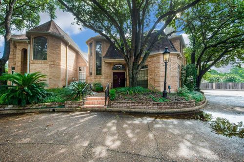 55 Bayou Pointe Dr, Houston, TX, 77063-1037 | Card Image