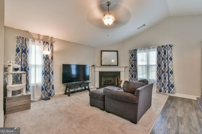 54 Crest View Dr, House other with 3 bedrooms, 2 bathrooms and null parking in Carnesville GA | Image 4