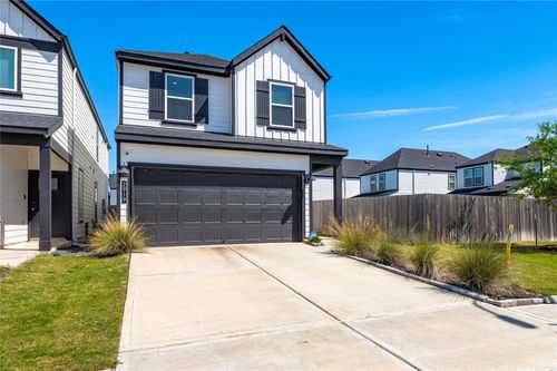 2919 Crown Gate Dr, Houston, TX, 77047-2105 | Card Image