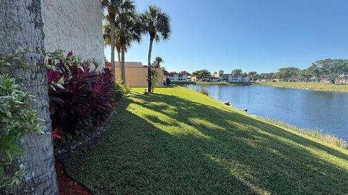 403 Lake Dora Drive, West Palm Beach, FL, 33411 | Card Image