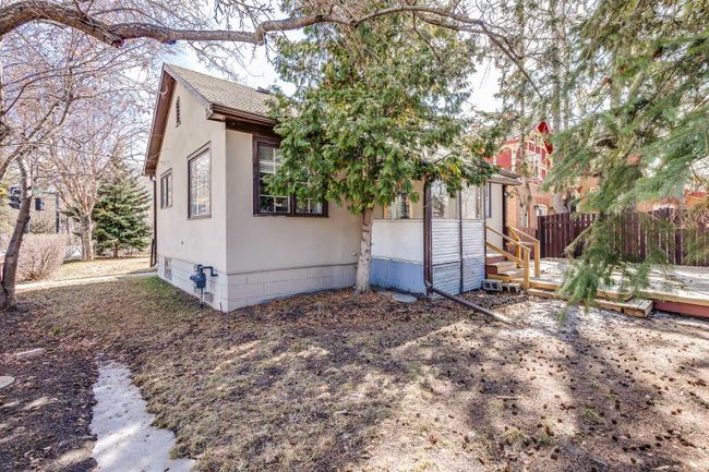 601 30 Avenue Sw, Home with 2 bedrooms, 1 bathrooms and 1 parking in Calgary AB | Image 25
