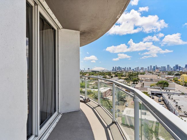 802 - 1 Glen Royal Pkwy, Condo with 2 bedrooms, 2 bathrooms and null parking in Miami FL | Image 29