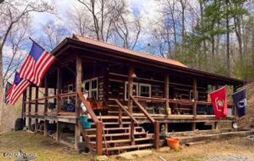 132 Sugar Maple Way, Del Rio, TN, 37727-1404 | Card Image