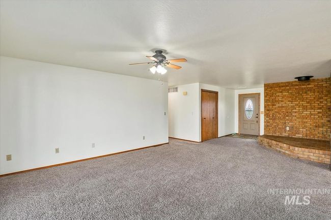 16476 Ustick Rd, House other with 3 bedrooms, 2 bathrooms and 2 parking in Caldwell ID | Image 12