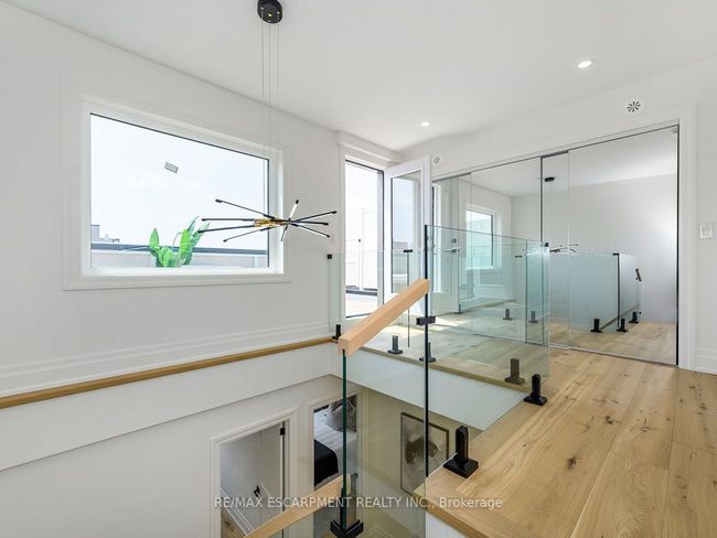 103 - 173 William Duncan Rd, Condo with 2 bedrooms, 2 bathrooms and null parking in North York ON | Image 30