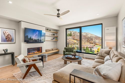 404-119 Wood Rd, Snowmass Village, CO, 81615-6900 | Card Image