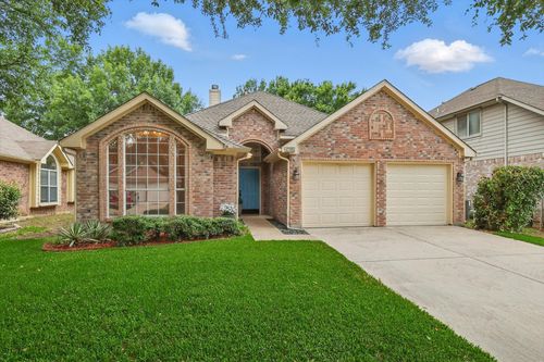 4704 Misty Ridge Dr, Fort Worth, TX, 76137-1580 | Card Image