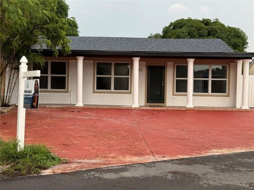 20819 Nw 41st Avenue Rd, Miami Gardens, FL, 33055-1370 | Card Image