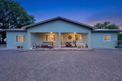 6015 Hubbell Cir Sw, Albuquerque, NM, 87105-6605 | Card Image