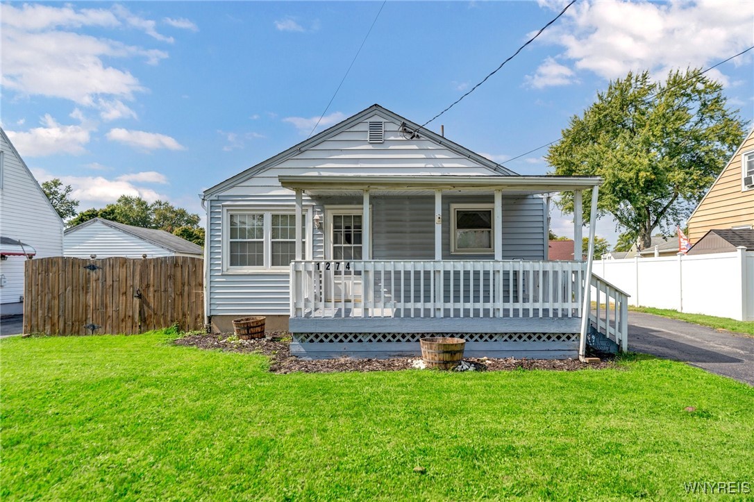 94th St, Niagara Falls, NY 14304