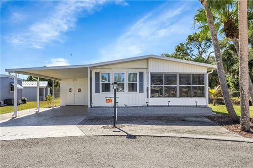 366 Middlecoff Ct, NORTH FORT MYERS, FL, 33903-2642 | Card Image