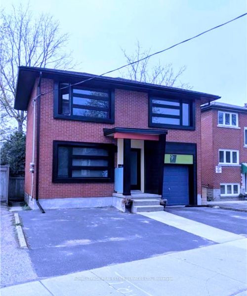 9 York St, Kitchener, ON, N2G1S9 | Card Image