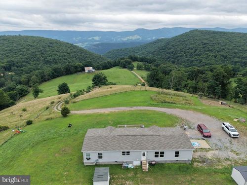 9848 Lower Timber Ridge Rd, Riverton, WV, 26814-8653 | Card Image